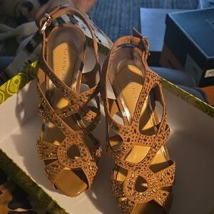 Gianni Bini Trina222, Avenue Tan, Brown Strappy Heels with Rhinestones, Size 8